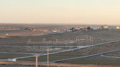 أرض - عمان - الموقر - 15000 دأ